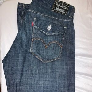 Men Levi Jeans
